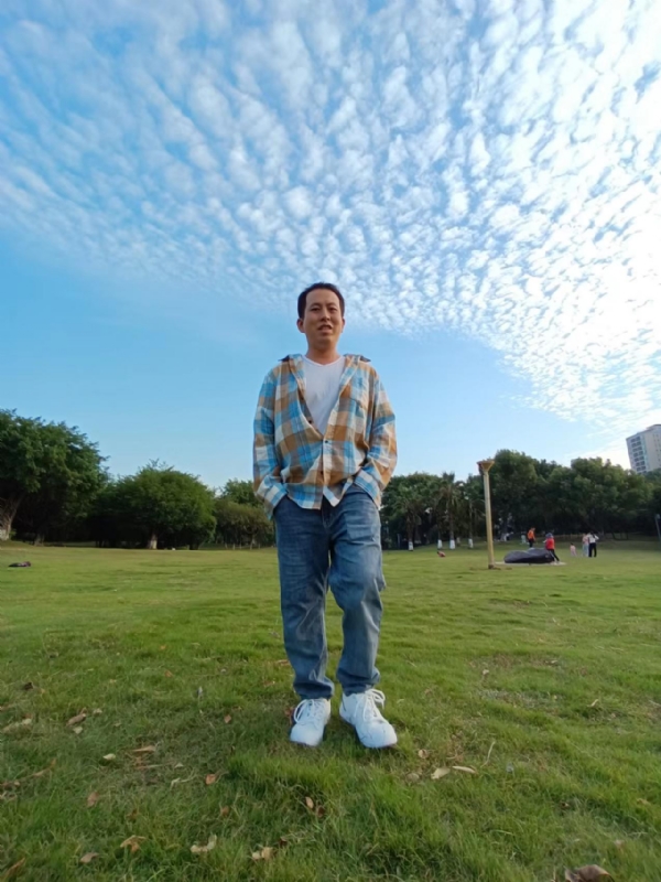 曹先生的第三张照片--荆州相亲服务中心
