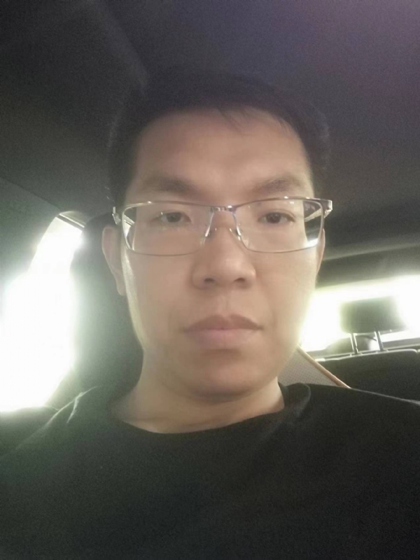 小黑包的第一张照片--荆州相亲服务中心