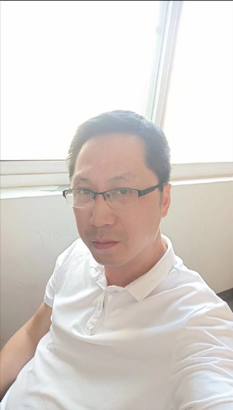 划过生命的流星的第一张照片--荆州相亲服务中心
