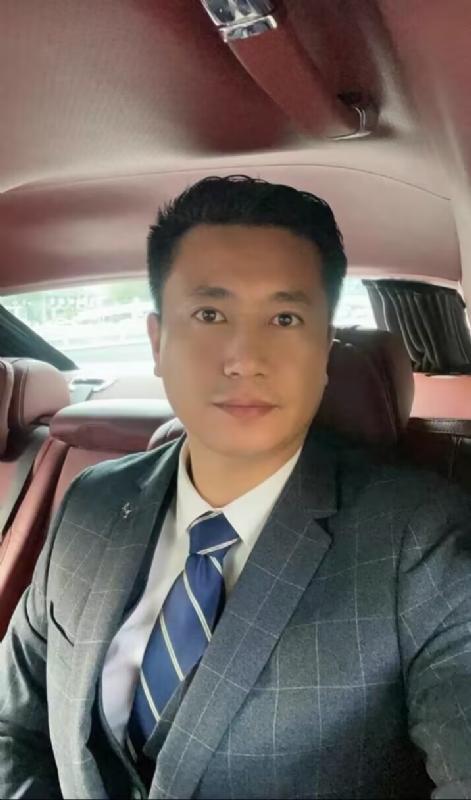 小张的第二张照片--荆州相亲服务中心