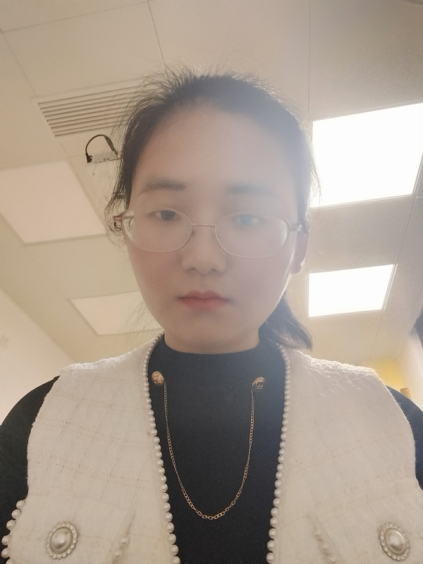 闲敲棋子的第一张照片--荆州相亲服务中心