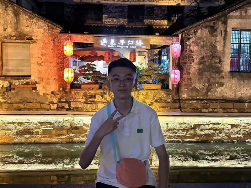 李四的第一张照片--荆州相亲服务中心