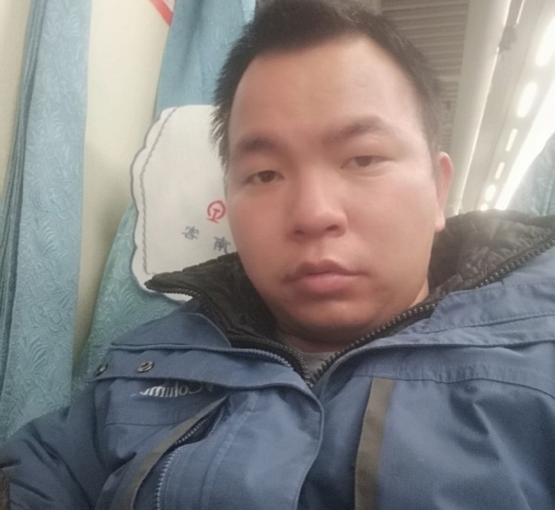 淡定的第一张照片--荆州相亲服务中心
