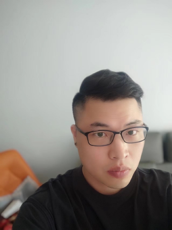 Vincent的第一张照片--荆州相亲服务中心
