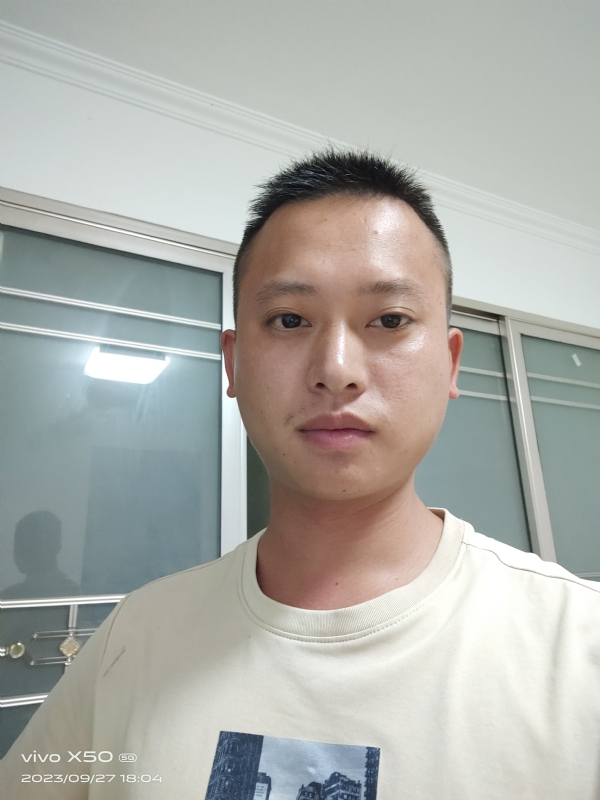 小yan同学的第一张照片--荆州相亲服务中心