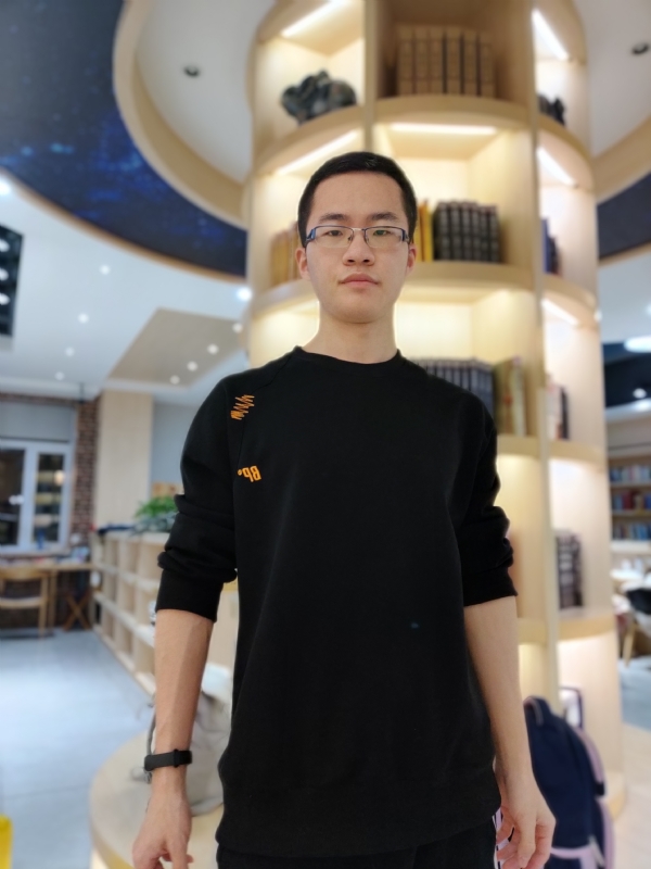 轩墨的第一张照片--荆州相亲服务中心