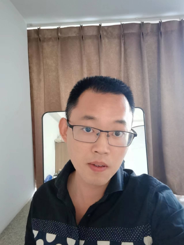 lips11的第一张照片--荆州相亲服务中心