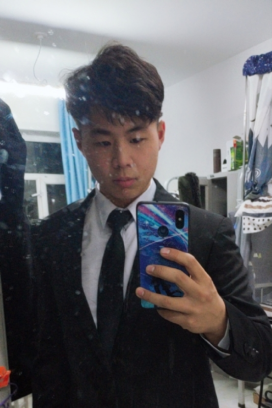 景湛的第一张照片--荆州相亲服务中心