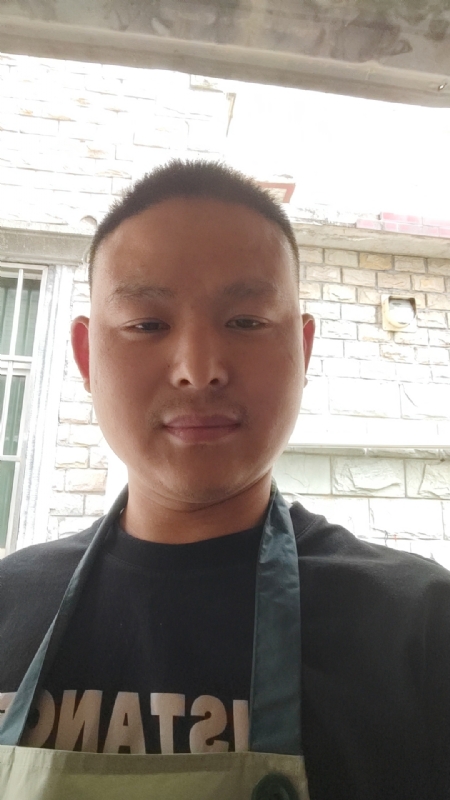 时光流逝的第二张照片--荆州相亲服务中心