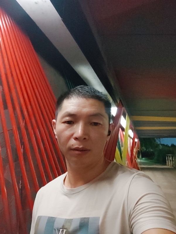 夜猫的第一张照片--荆州相亲服务中心
