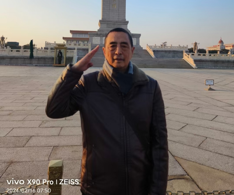 超爱英的第一张照片--荆州相亲服务中心