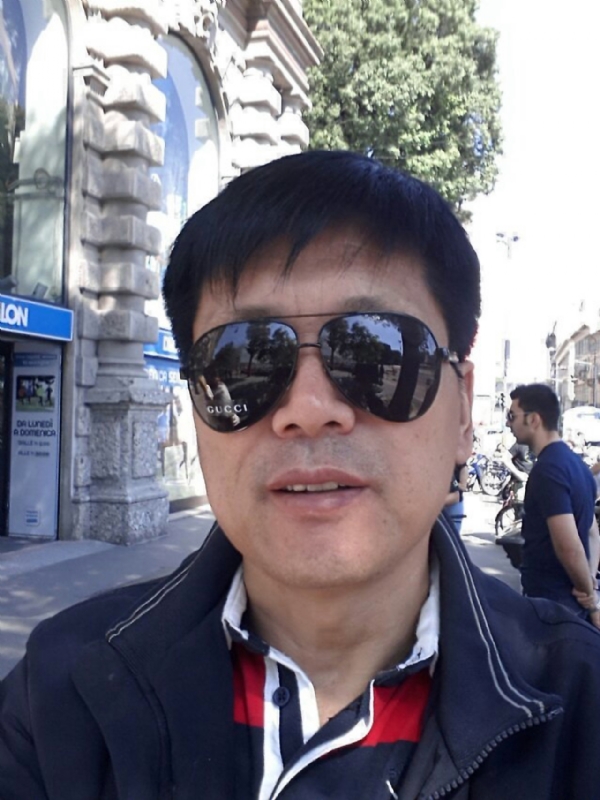 春风的第一张照片--荆州相亲服务中心