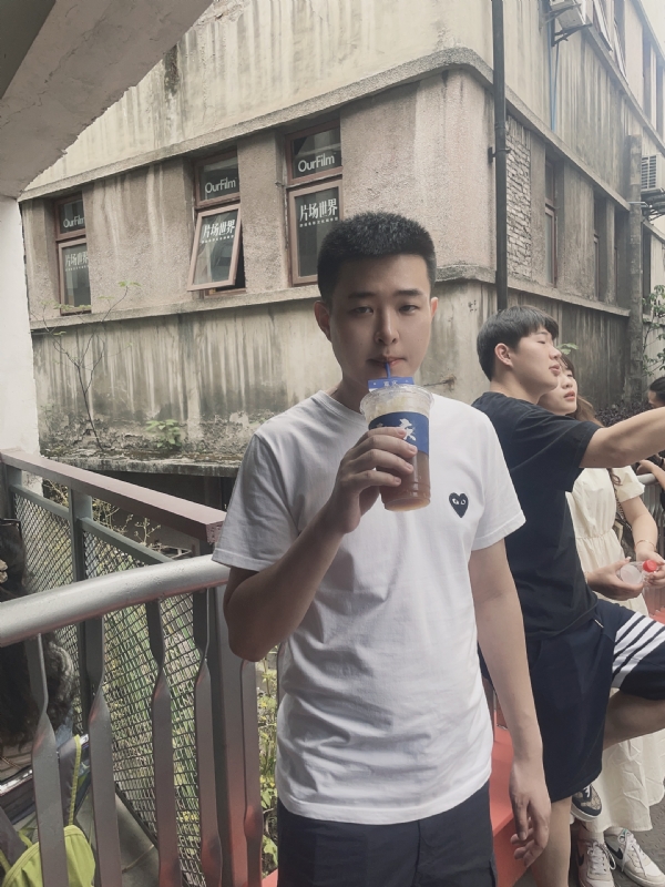 尚龙的第二张照片--荆州相亲服务中心