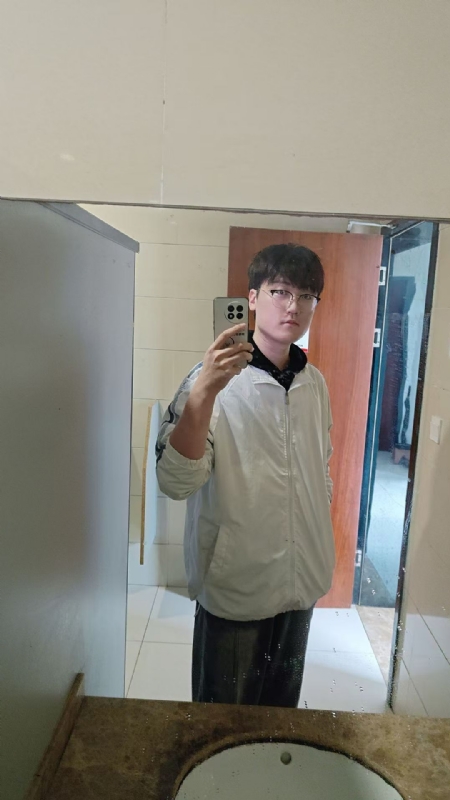 高大毛的第一张照片--荆州相亲服务中心