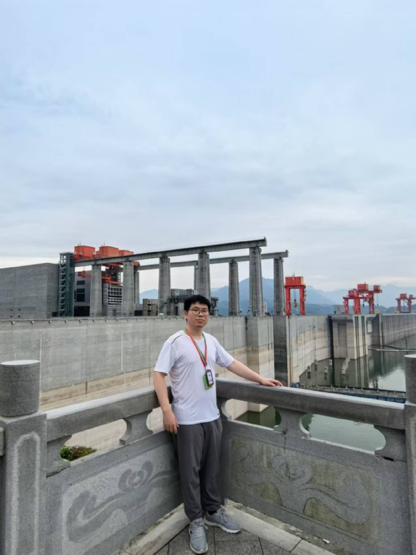 xhfsx的第一张照片--荆州相亲服务中心