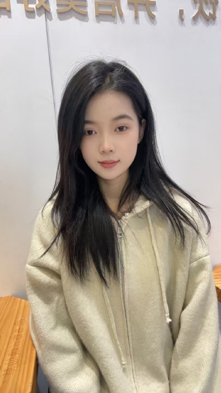 草莓奶昔的第一张照片--荆州相亲服务中心