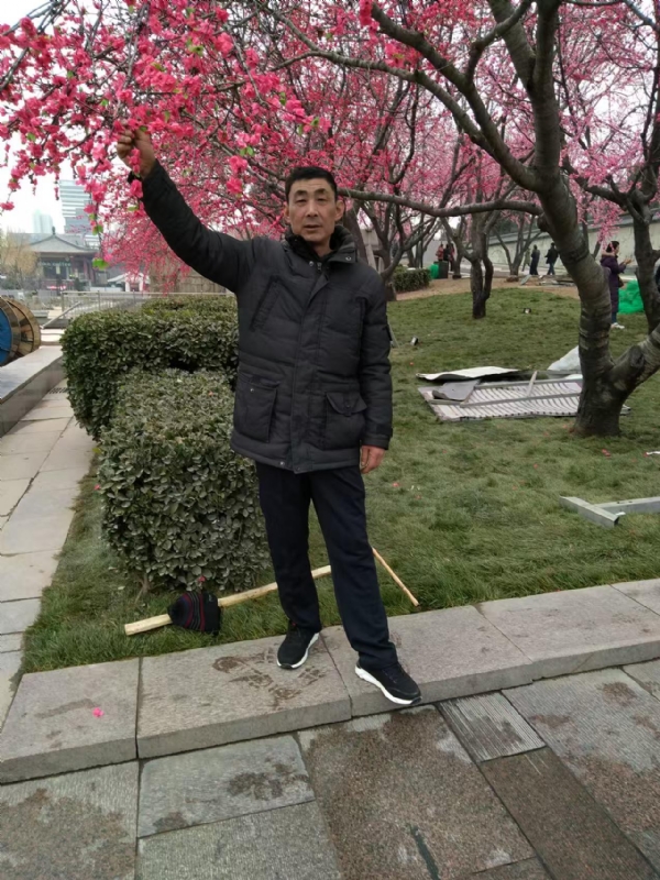 风雨的第一张照片--荆州相亲服务中心