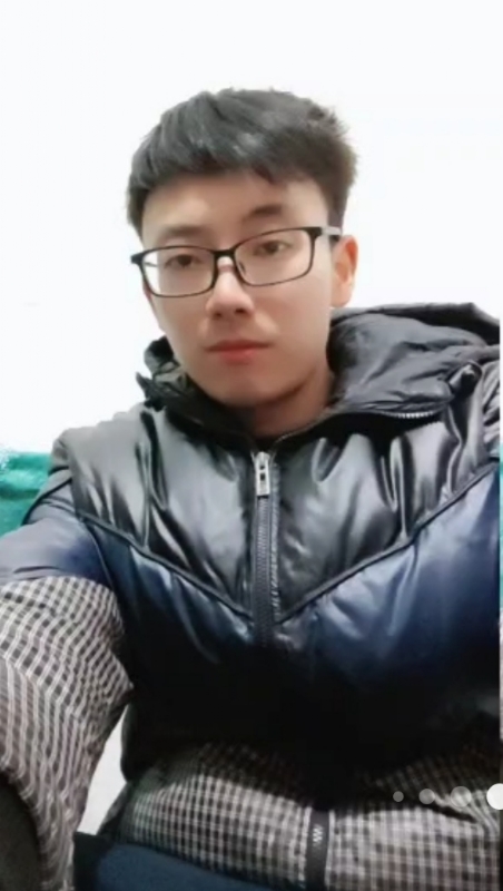 吐泡泡的小鱼的第一张照片--荆州相亲服务中心