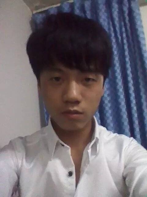 凌轩的第一张照片--荆州相亲服务中心