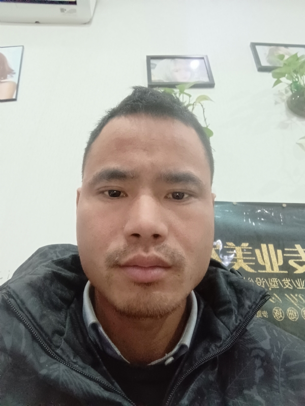 liuliyong的第一张照片--荆州相亲服务中心