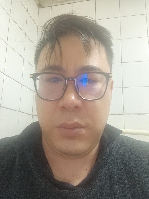 迷失自我的第一张照片--荆州相亲服务中心