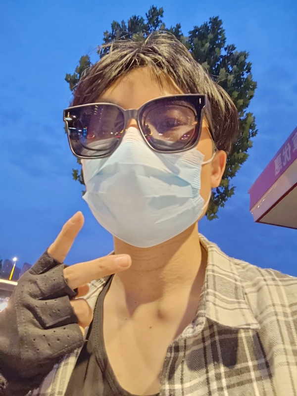 俊哒哒哒的第二张照片--荆州相亲服务中心
