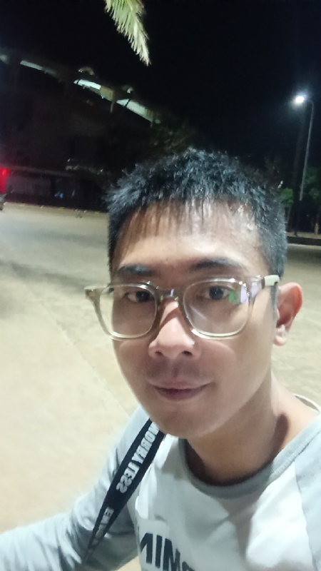 龙龙的第一张照片--荆州相亲服务中心