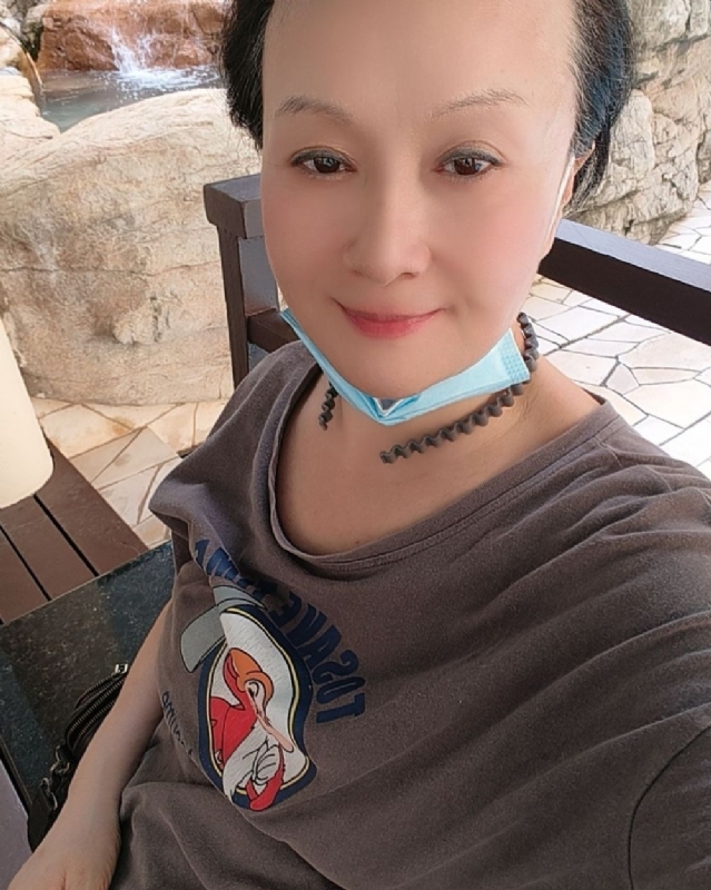 hong的第三张照片--荆州相亲服务中心