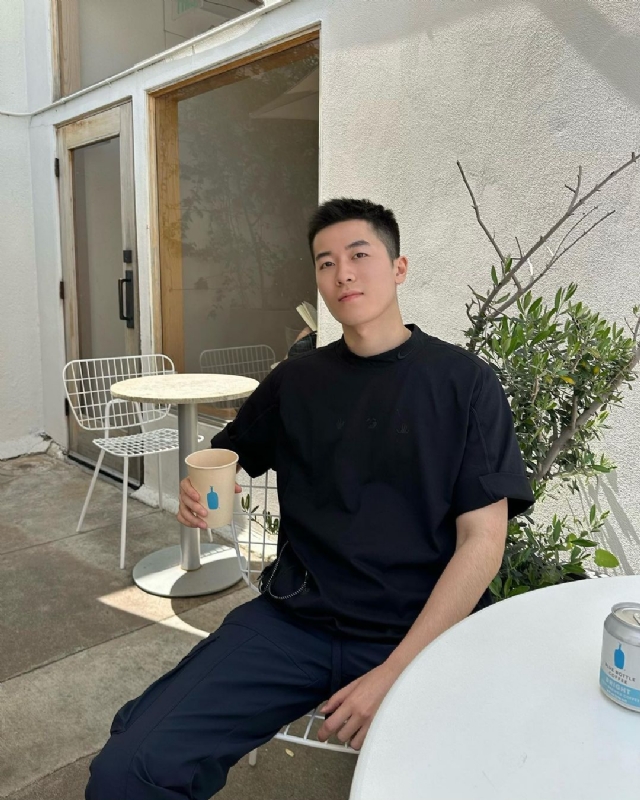 VV的第二张照片--荆州相亲服务中心