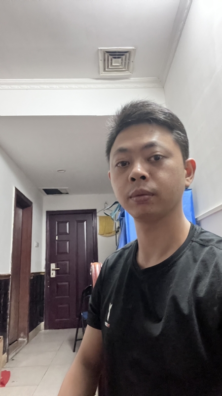 飞天猪的第一张照片--荆州相亲服务中心